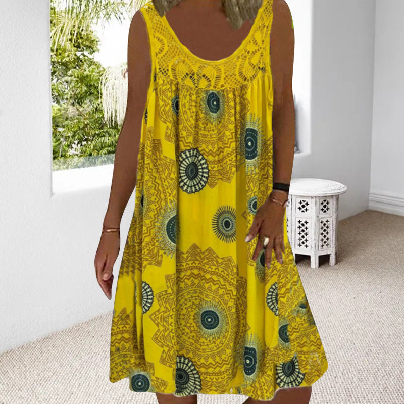 SVEA | Sommerliches Ärmelloses Kleid mit Print und Spitzendetails für Damen