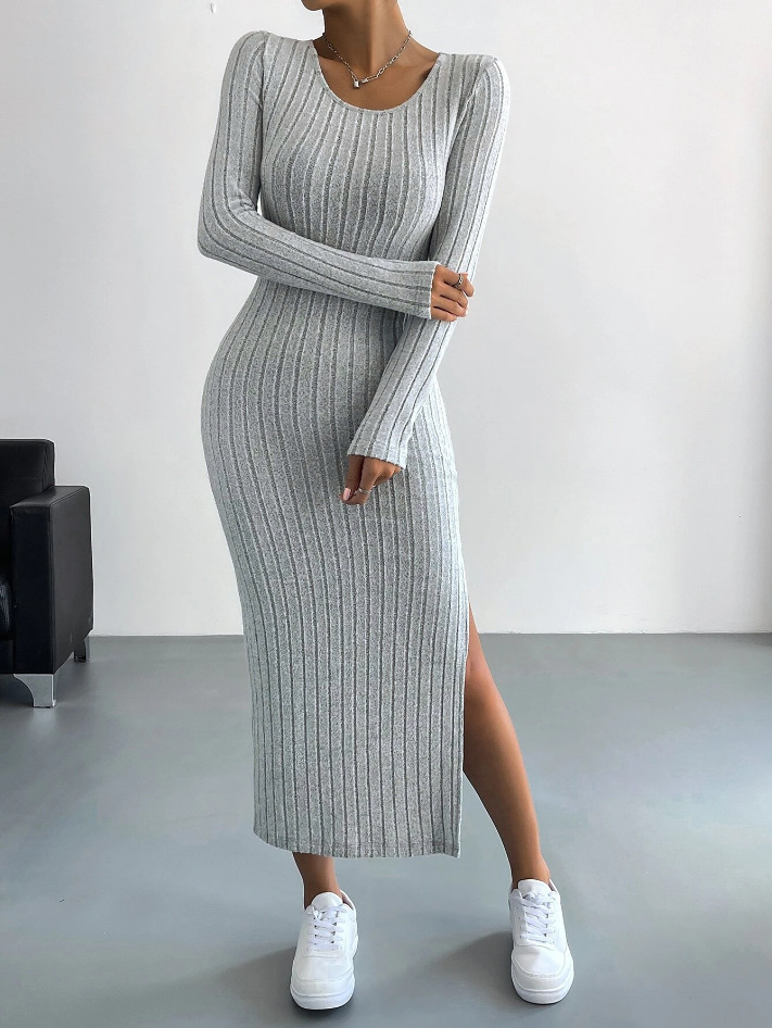 SVEA | Geripptes Langärmeliges Bodycon-Kleid aus Strick