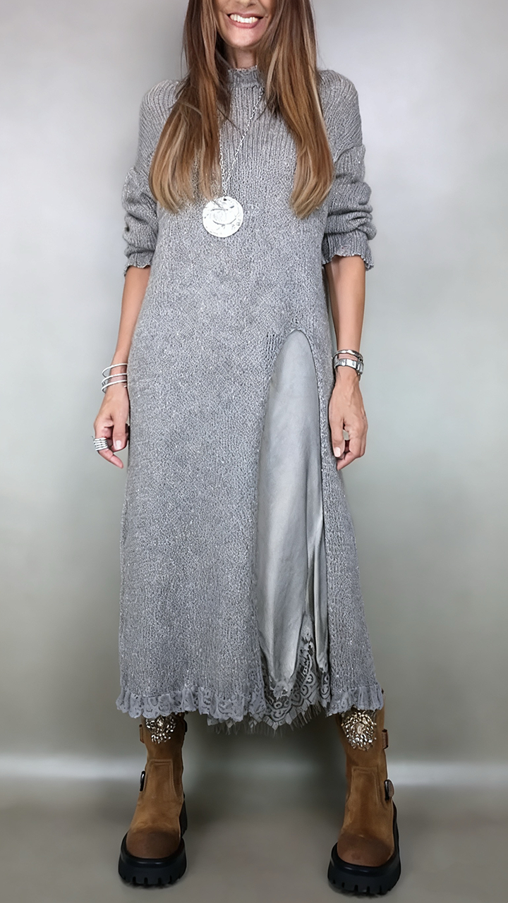 SVEA | Elegantes Zweiteiliges Set – langer Pullover und Passendes Kleid