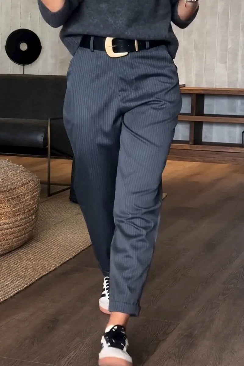 SVEA | ELEGANTE, FIGURSCHMEICHELNDE HOSE MIT STREIFEN