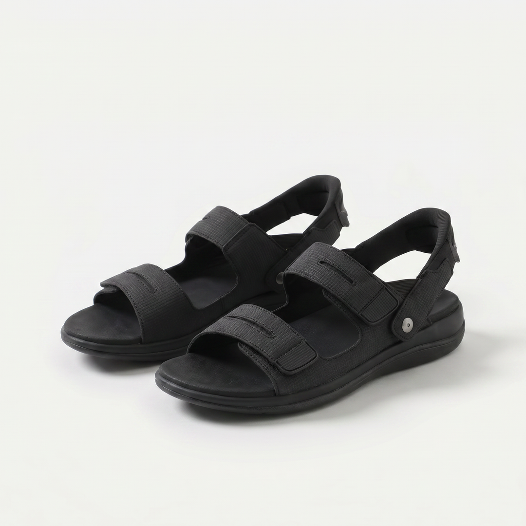 Luna - The Lightweight Comfort Sandal for Active Summer Days