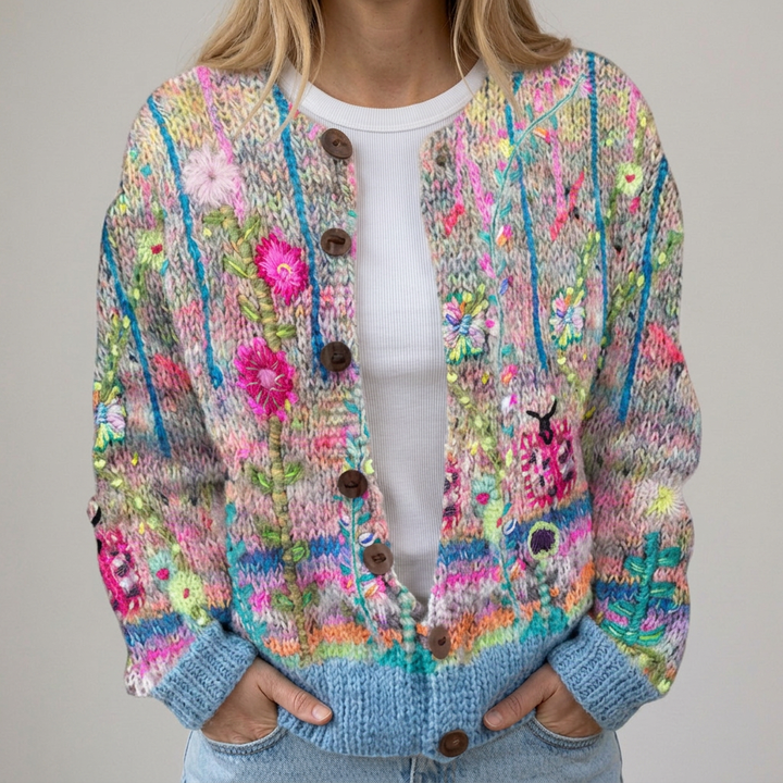 Svea - Cardigan with Floral Pattern