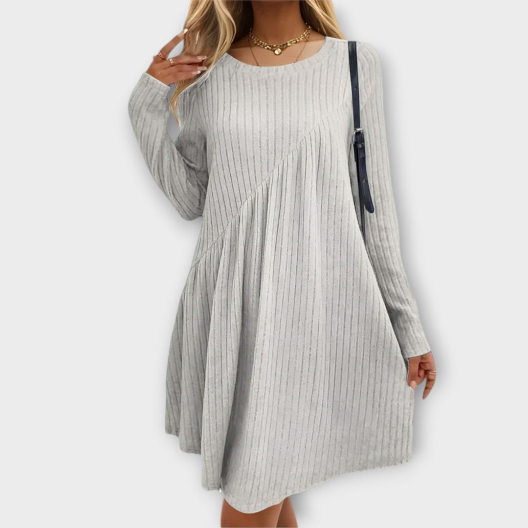SVEA | Weiches und Bequemes Kleid
