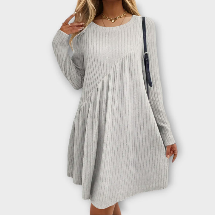 SVEA | Weiches und Bequemes Kleid