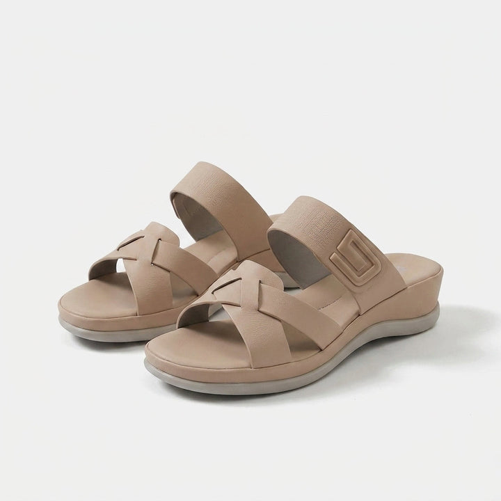Iris – Comfortable Summer Slippers with Modern Design