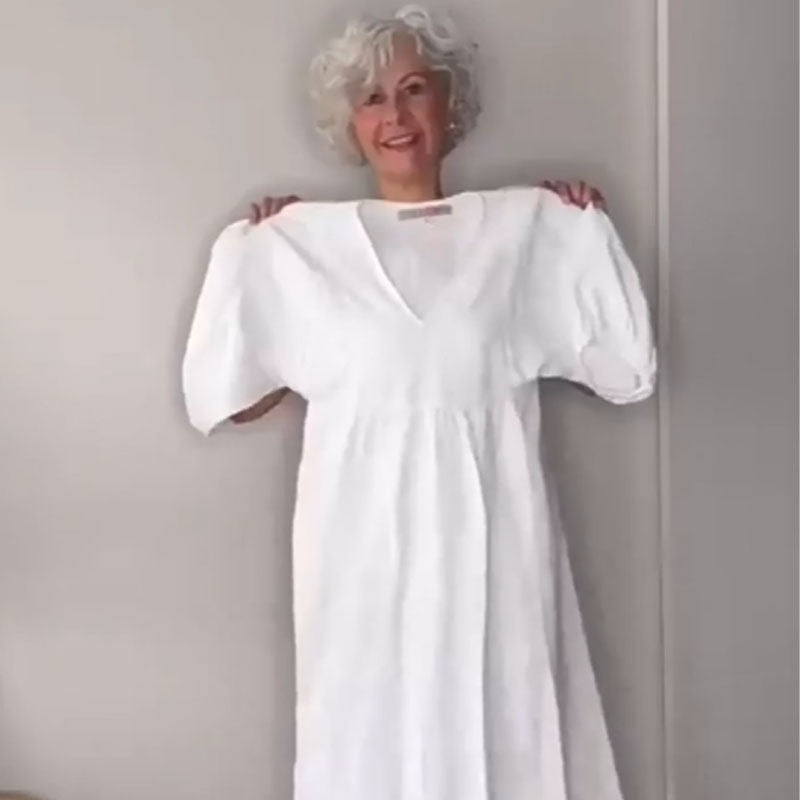 SVEA | Bequemes, schickes Kleid mit V-Ausschnitt