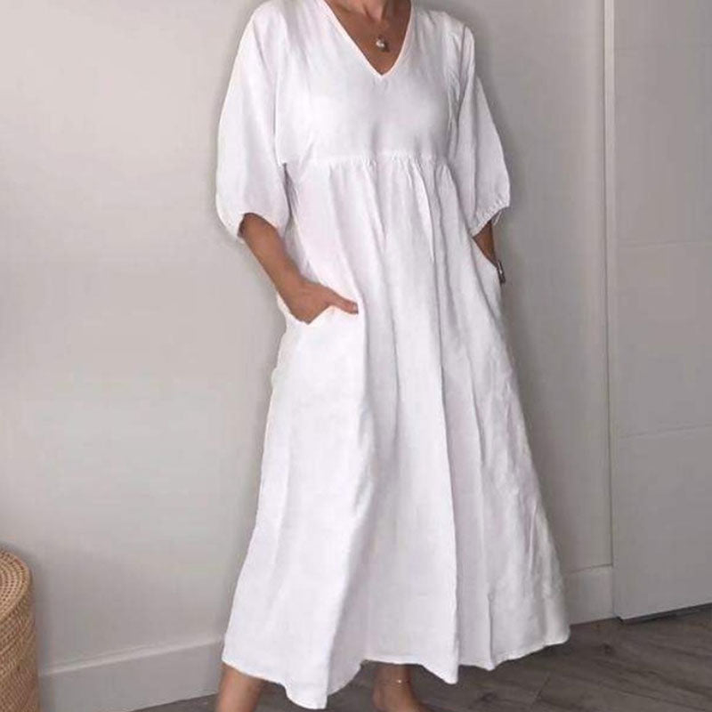 SVEA | Bequemes, schickes Kleid mit V-Ausschnitt
