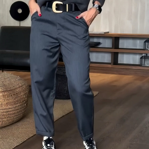 SVEA | ELEGANTE, FIGURSCHMEICHELNDE HOSE MIT STREIFEN