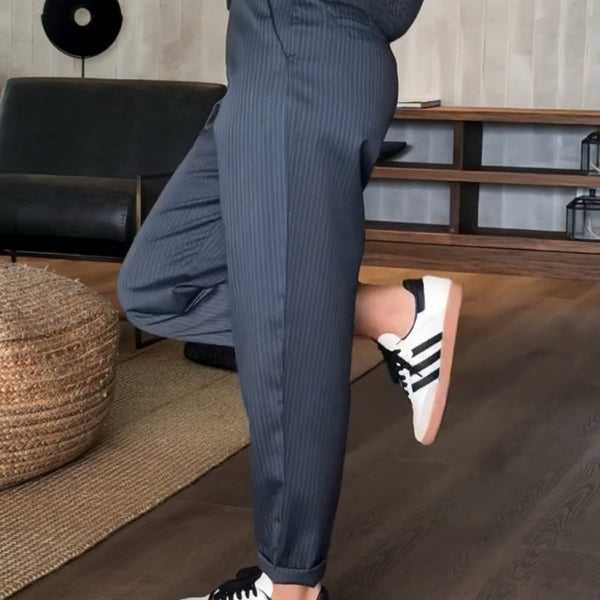SVEA | ELEGANTE, FIGURSCHMEICHELNDE HOSE MIT STREIFEN