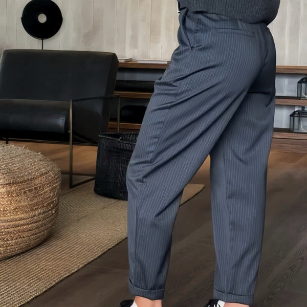 SVEA | ELEGANTE, FIGURSCHMEICHELNDE HOSE MIT STREIFEN