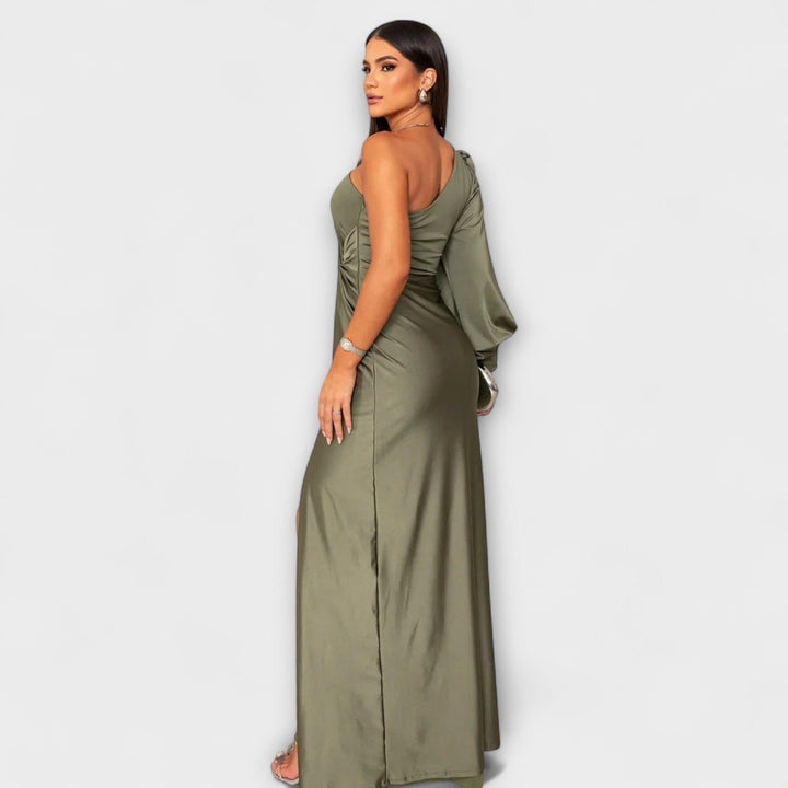 Julie - Elegant dress with sophistication